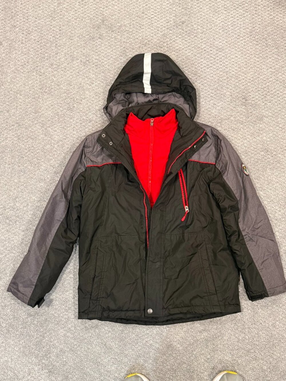 Sequoia Boys 18/20 3-in-1 Winter Jacket Coat Hooded Black Gray